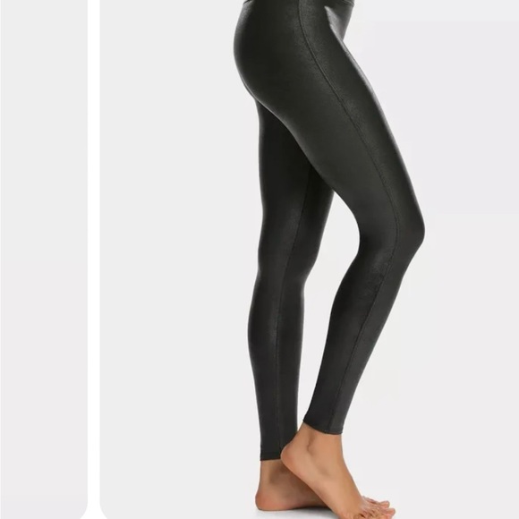Spanx black faux leather leggings size xs - Picture 3 of 8